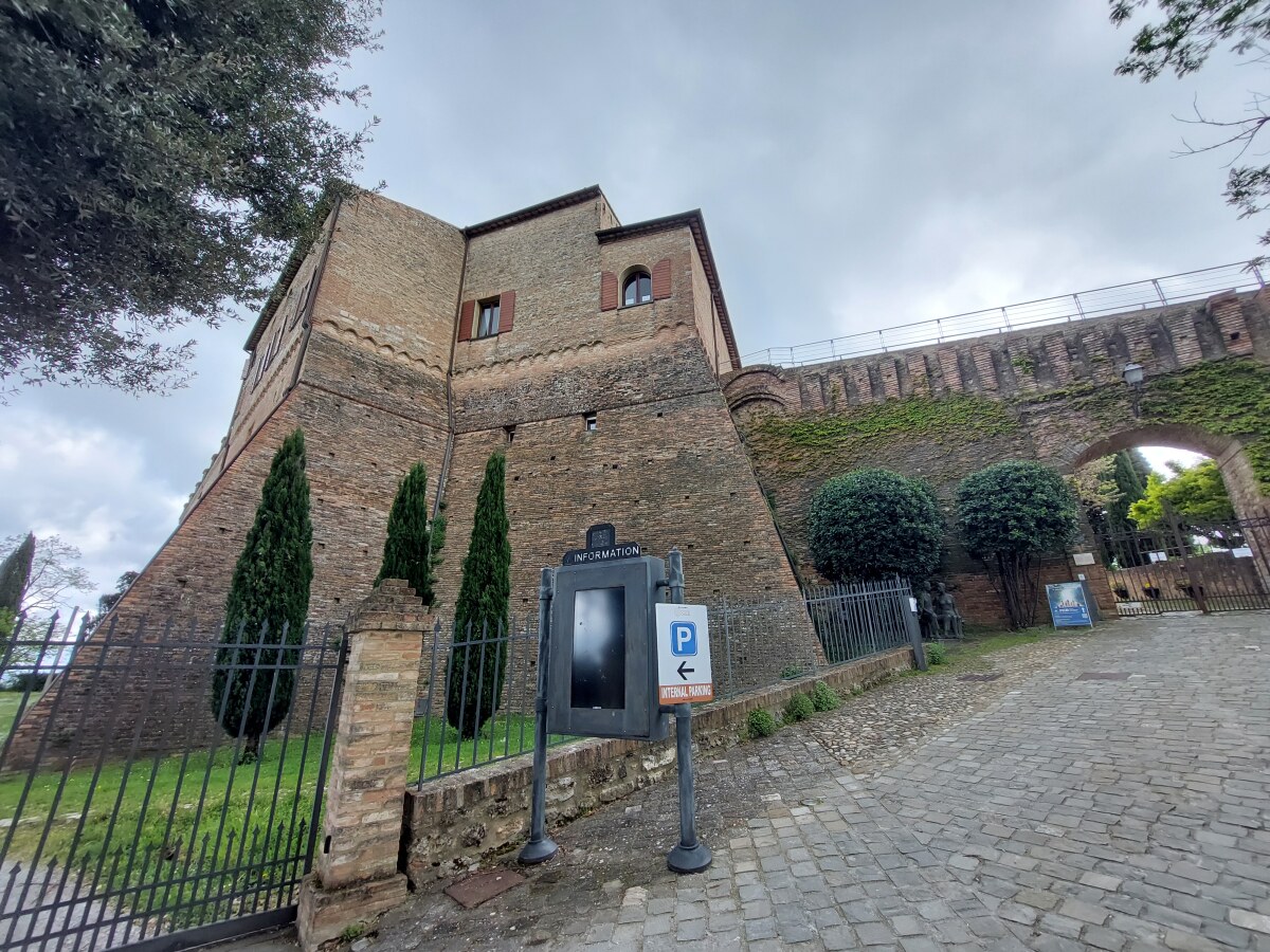 Rocca di Bertinoro Rocca di Bertinoro