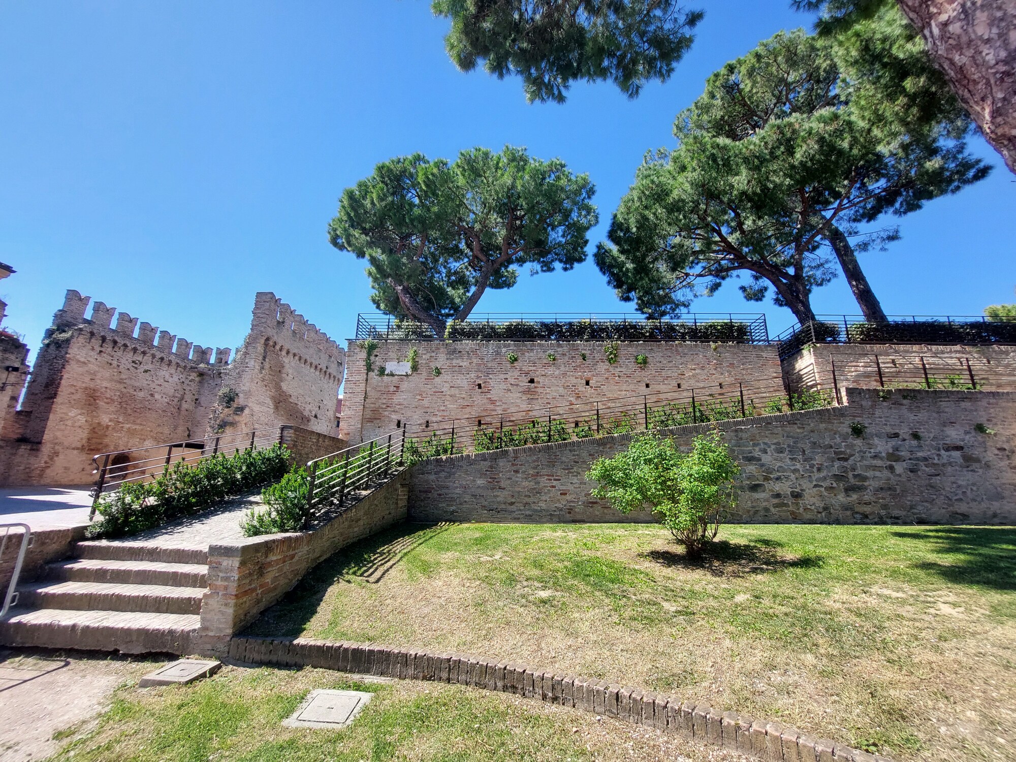 Passeggiata tra le mura