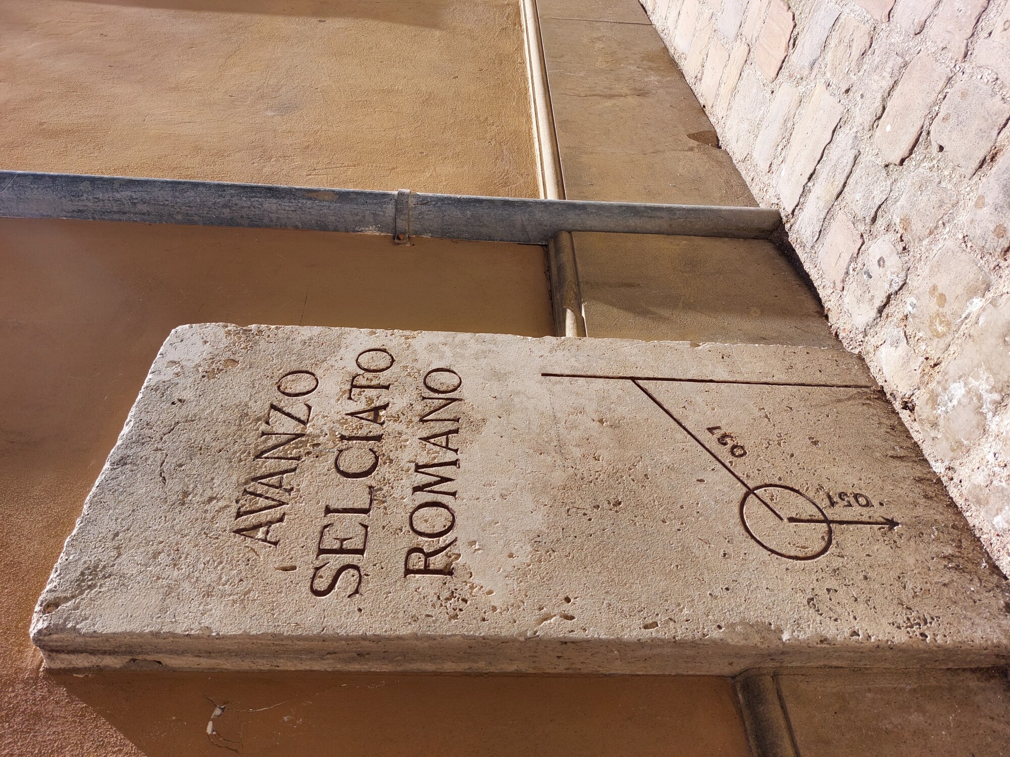 tratto di selciato romano