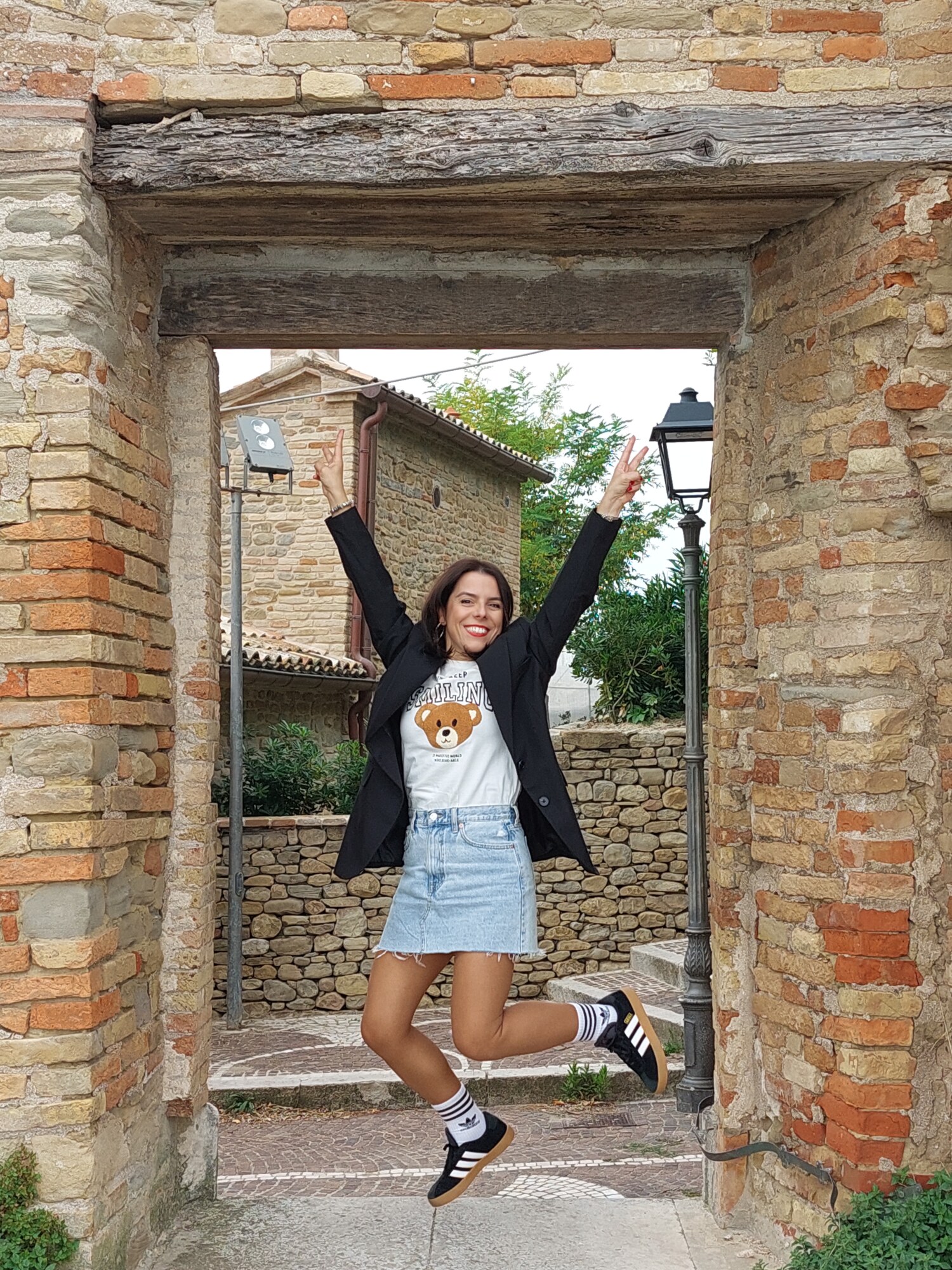 Tra le mura antiche di Fiorenzuola di Focara