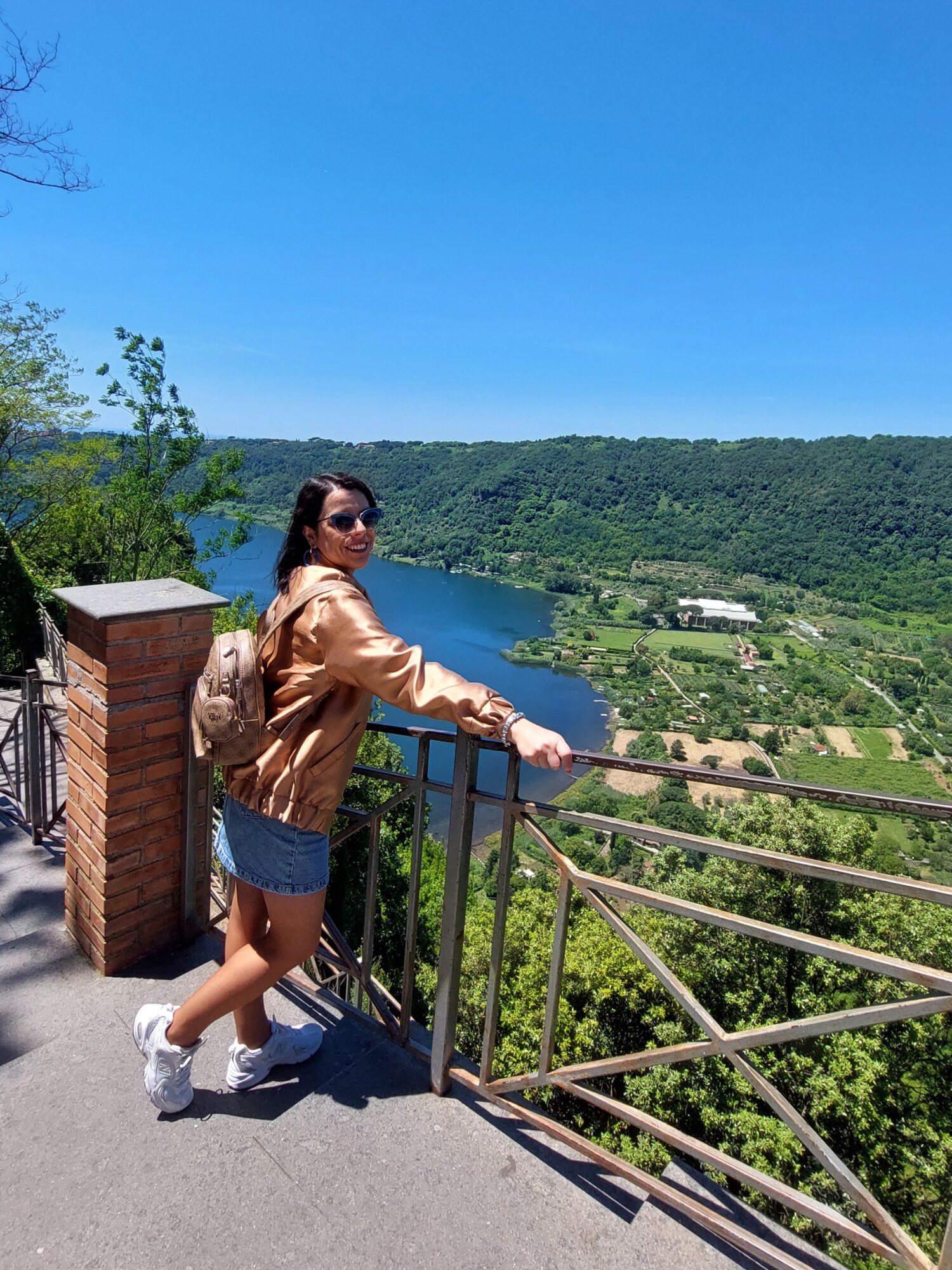 La terrazza degli innamorati a Nemi La terrazza degli innamorati a Nemi