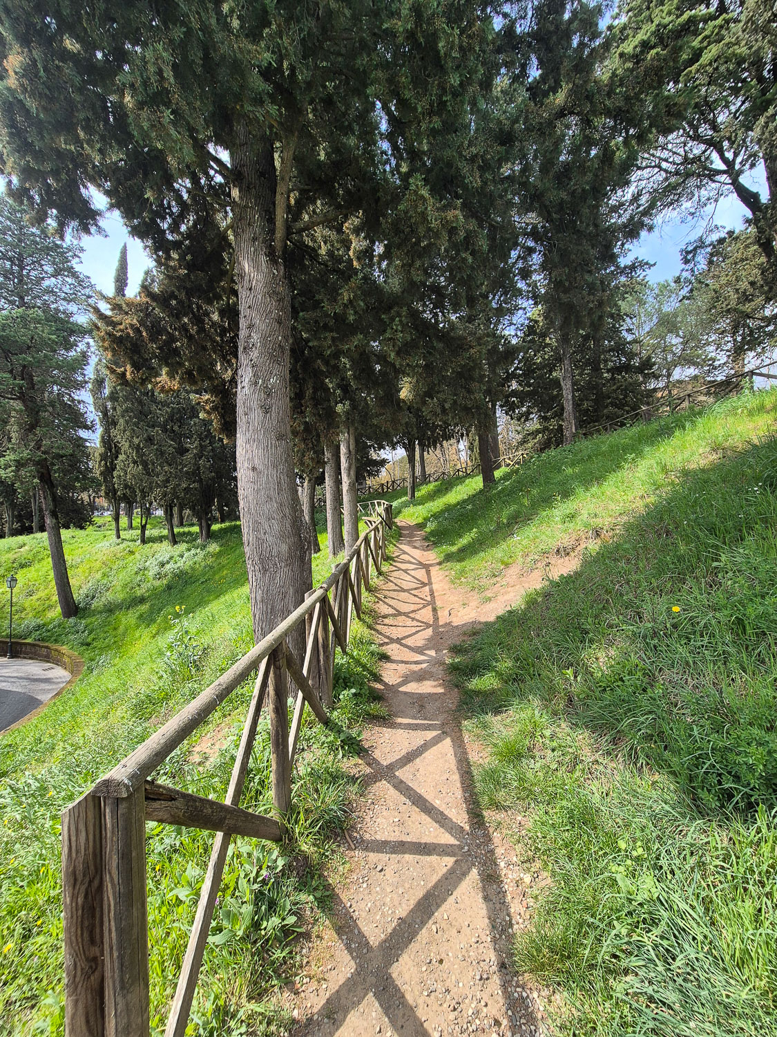 Area verde vicino al pozzo