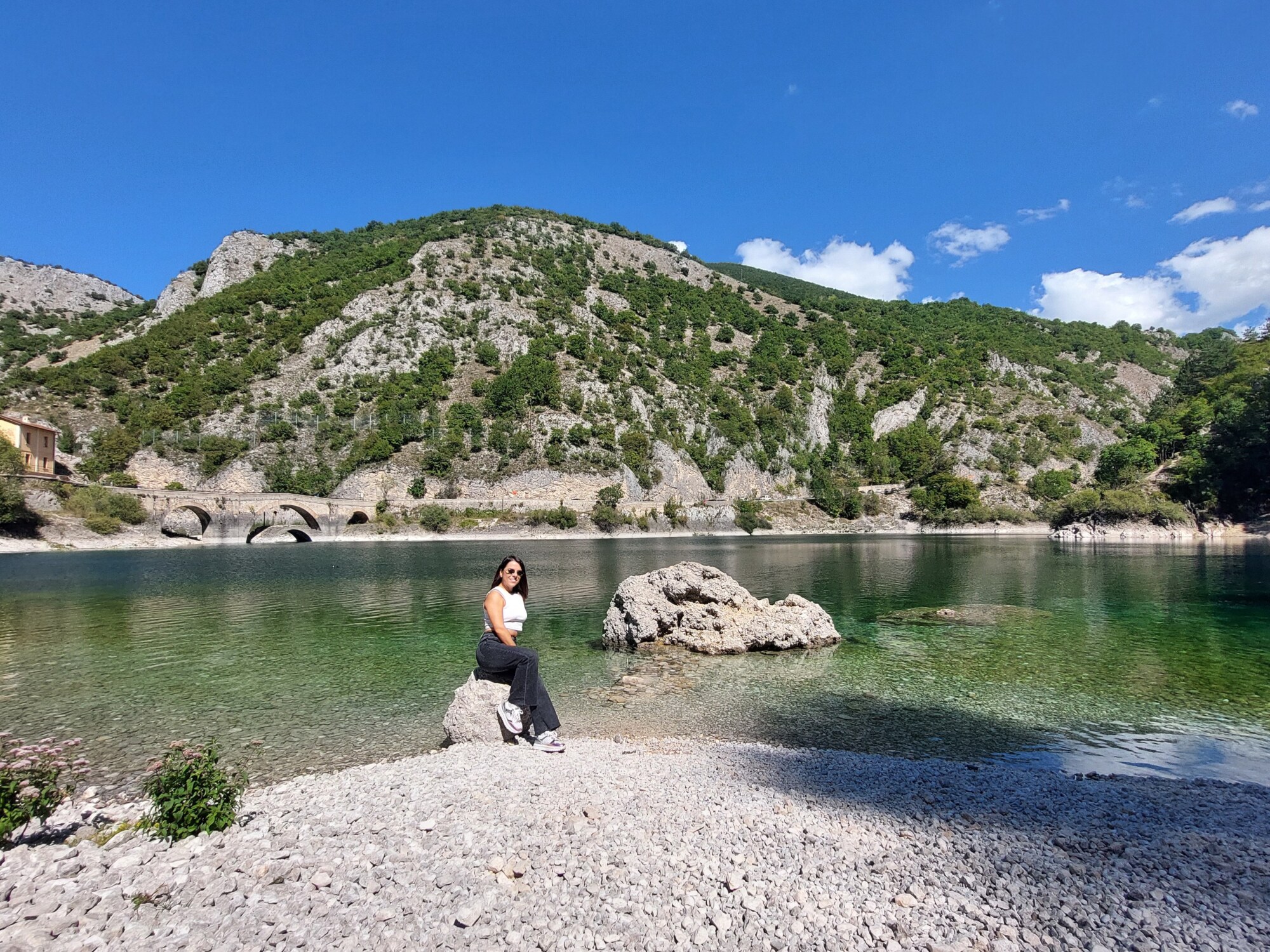 Tra sfumature d’acqua e silenzi di montagna
